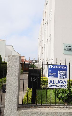 Apartamento para alugar com 58m², 2 quartos e 1 vagaÁrea comum - Fachada
