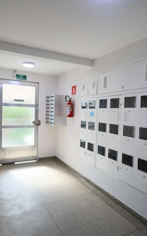 Apartamento para alugar com 58m², 2 quartos e 1 vagaÁrea comum - Hall de entrada