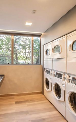 Studio à venda com 25m², 1 quarto e sem vaga Studio à venda com 25m², 1 quarto e sem vagaÁrea comum