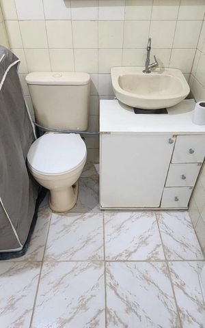 Casa para alugar com 50m², 1 quarto e sem vaga Casa para alugar com 50m², 1 quarto e sem vagaBanheiro