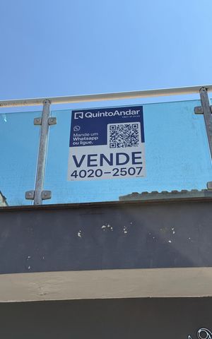 Casa à venda com 310m², 3 quartos e 3 vagasPlaca