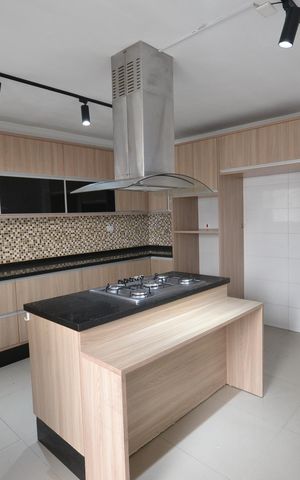 Casa para alugar com 200m², 2 quartos e 3 vagasCozinha