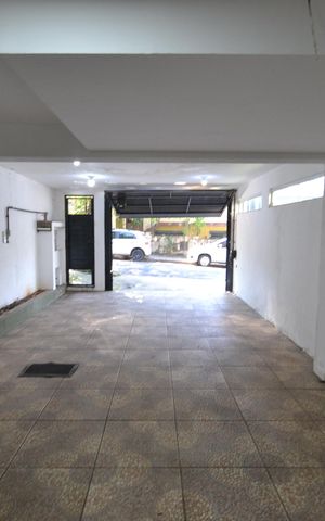 Casa para alugar com 200m², 2 quartos e 3 vagasGaragem