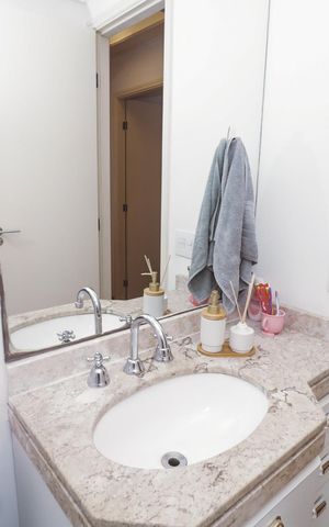 Apartamento à venda com 141m², 4 quartos e 3 vagas