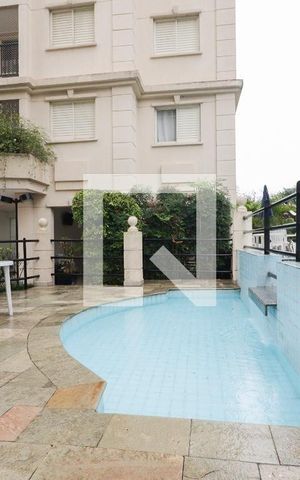 Apartamento à venda com 141m², 4 quartos e 3 vagasÁrea comum - Piscina