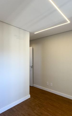 Apartamento à venda com 60m², 2 quartos e 1 vaga Apartamento à venda com 60m², 2 quartos e 1 vagaSuíte
