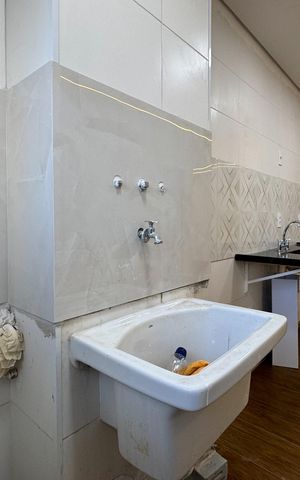 Apartamento à venda com 60m², 2 quartos e 1 vaga Apartamento à venda com 60m², 2 quartos e 1 vagaÁrea de Serviço