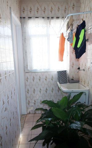 Apartamento à venda com 105m², 2 quartos e 1 vagaÁrea de Serviço