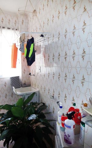 Apartamento à venda com 105m², 2 quartos e 1 vagaÁrea de Serviço