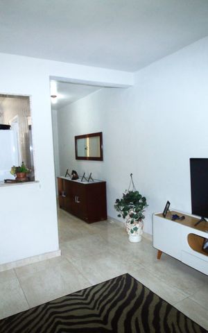 Apartamento à venda com 105m², 2 quartos e 1 vagaSala