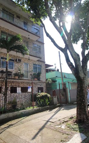 Apartamento à venda com 105m², 2 quartos e 1 vagaFachada 