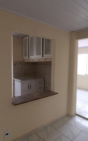 Casa para alugar com 42m², 3 quartos e 1 vagaSala
