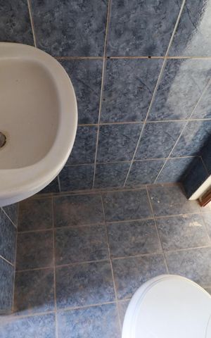 Casa para alugar com 42m², 3 quartos e 1 vagaBanheiro 
