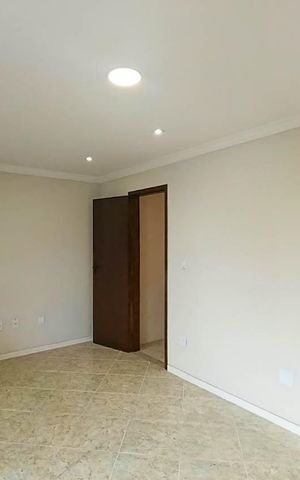 Casa à venda com 140m², 3 quartos e 3 vagas Casa à venda com 140m², 3 quartos e 3 vagasQuarto 3