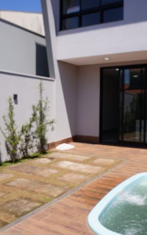 Casa à venda com 160m², 3 quartos e 2 vagasQuintal