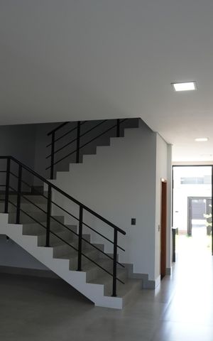 Casa à venda com 160m², 3 quartos e 2 vagasSala