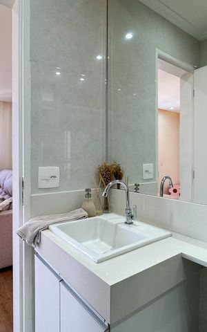Apartamento à venda com 59m², 2 quartos e 1 vaga Apartamento à venda com 59m², 2 quartos e 1 vagaBanheiro Social