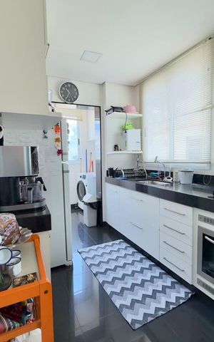 Apartamento à venda com 160m², 4 quartos e 4 vagas