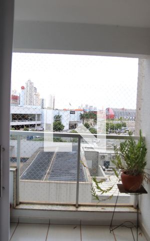 Apartamento à venda com 80m², 3 quartos e 1 vagaVaranda