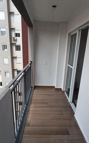 Apartamento para alugar com 46m², 2 quartos e 1 vaga Apartamento para alugar com 46m², 2 quartos e 1 vagaVaranda