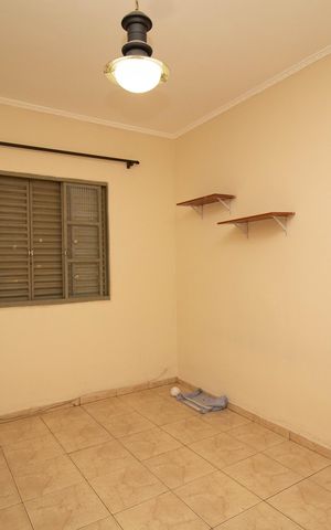 Casa para alugar com 360m², 3 quartos e 1 vaga Casa para alugar com 360m², 3 quartos e 1 vagaQuarto 1