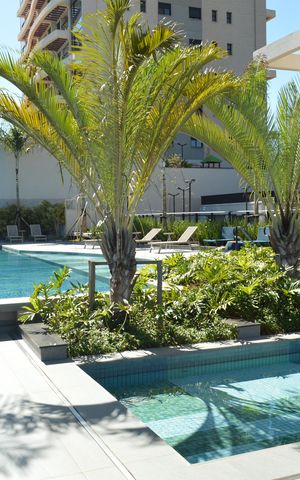 Apartamento para alugar com 80m², 2 quartos e 2 vagasÁrea comum - Piscina