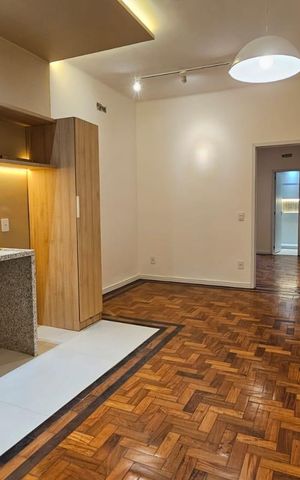 Apartamento à venda com 42m², 1 quarto e sem vaga Apartamento à venda com 42m², 1 quarto e sem vagaSala/cozinha