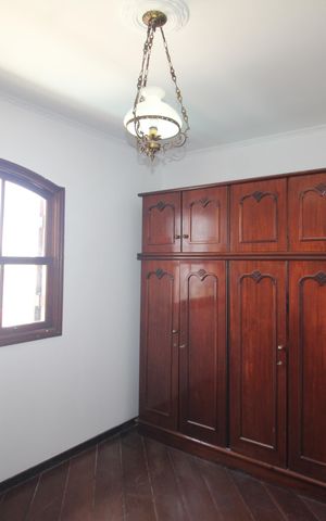 Casa para alugar com 220m², 5 quartos e 2 vagasQuarto 2