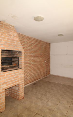 Casa para alugar com 220m², 5 quartos e 2 vagasÁrea de Serviço