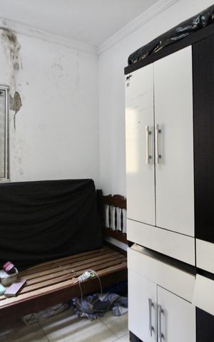 Casa à venda com 210m², 6 quartos e 4 vagas Casa à venda com 210m², 6 quartos e 4 vagasQuarto 5