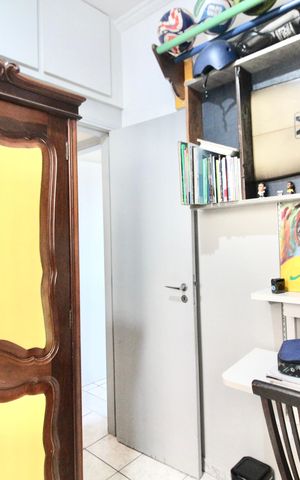 Casa à venda com 210m², 6 quartos e 4 vagas Casa à venda com 210m², 6 quartos e 4 vagasQuarto 2