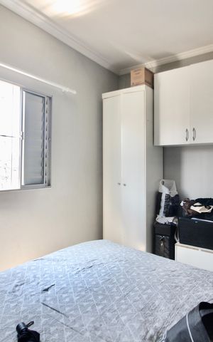 Casa à venda com 210m², 6 quartos e 4 vagas Casa à venda com 210m², 6 quartos e 4 vagasQuarto 3