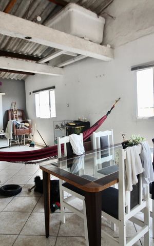 Casa à venda com 210m², 6 quartos e 4 vagas Casa à venda com 210m², 6 quartos e 4 vagasSala de jantar