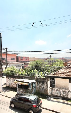 Casa à venda com 210m², 6 quartos e 4 vagas Casa à venda com 210m², 6 quartos e 4 vagasVista da janela