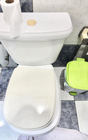 Casa à venda com 210m², 6 quartos e 4 vagas Casa à venda com 210m², 6 quartos e 4 vagasBanheiro 4