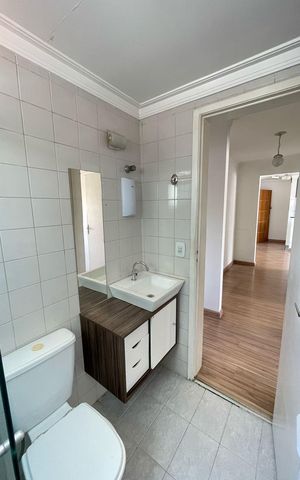 Apartamento à venda com 53m², 2 quartos e 1 vaga Apartamento à venda com 53m², 2 quartos e 1 vagaBanheiro social