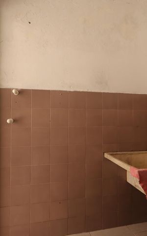 Casa à venda com 314m², 2 quartos e 6 vagasCasa 1 - Área de Serviço