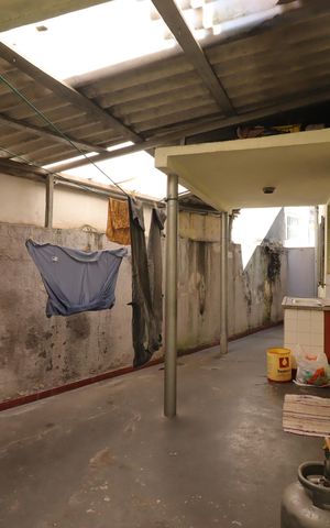 Casa à venda com 314m², 2 quartos e 6 vagasCasa 2 - Área de Serviço
