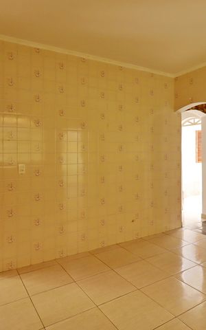 Casa à venda com 314m², 2 quartos e 6 vagasCasa 1 - Cozinha