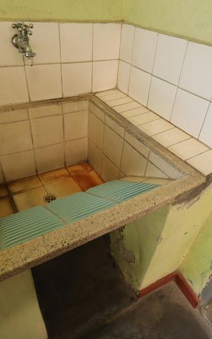 Casa à venda com 314m², 2 quartos e 6 vagasCasa 2 - Área de Serviço