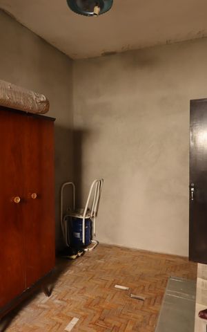 Casa à venda com 314m², 2 quartos e 6 vagasCasa 2 - Quarto 2