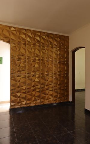 Casa à venda com 314m², 2 quartos e 6 vagasCasa 1 - Sala