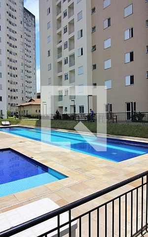 Apartamento à venda com 49m², 2 quartos e 1 vaga Apartamento à venda com 49m², 2 quartos e 1 vagaÁrea comum - Piscina