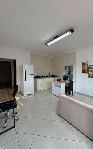 Casa à venda com 1050m², 4 quartos e 5 vagas Casa à venda com 1050m², 4 quartos e 5 vagasCozinha