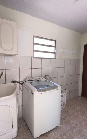 Casa para alugar com 200m², 2 quartos e 1 vagaÁrea de Serviço