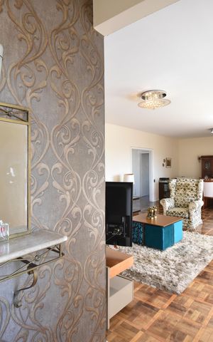 Apartamento à venda com 219m², 3 quartos e sem vagaSala