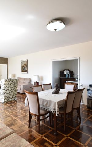 Apartamento à venda com 219m², 3 quartos e sem vagaSala