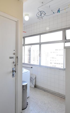 Apartamento à venda com 219m², 3 quartos e sem vagaÁrea de Serviço