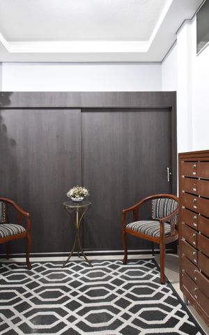 Apartamento à venda com 219m², 3 quartos e sem vagaÁrea comum
