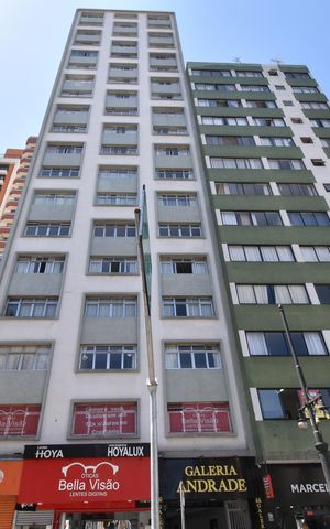 Apartamento à venda com 219m², 3 quartos e sem vagaFachada 